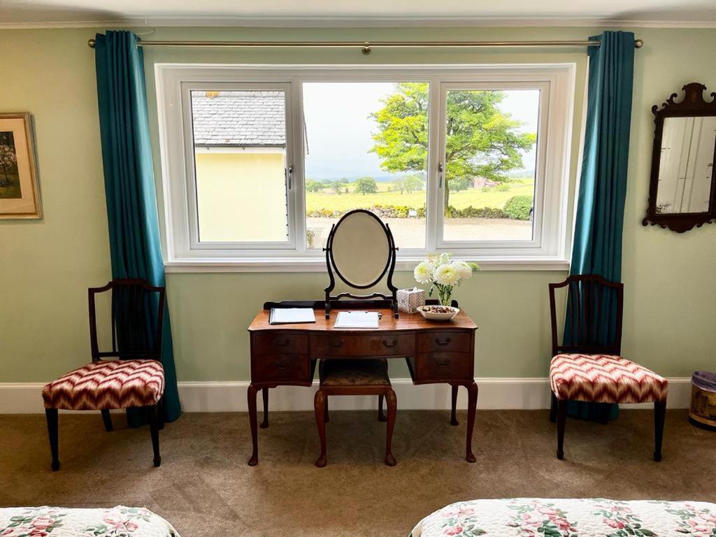 Whitehouse Bed & Breakfast Uplawmoor ภายนอก รูปภาพ